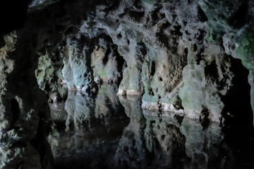 Grotta buia