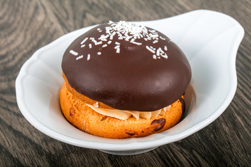 Bouchee cake