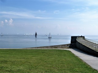 Obraz premium Segelboote auf dem Jadebusen