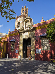 Fototapeta na wymiar Iglesia de San Lorenzo en Sevilla