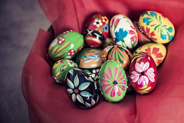 Multicoloured easter eggs 