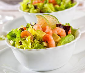 Salad with prawns