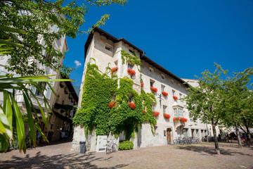 Fototapeta na wymiar Bressanone / Brixen central square
