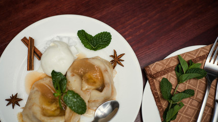 crepes with banana and ice cream