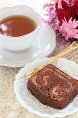 strawberry and chocolate pound cake