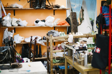 Fototapeta na wymiar workshop interior repair shop and shoe creation