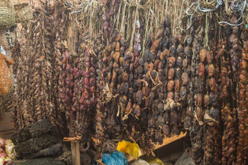 Obraz premium Dry mussels in a market in Chiloe Island, Castro city. Tipical food in Patagonia, Chile.