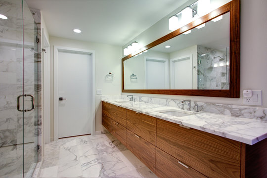 Sleek bathroom with double vanity cabinet