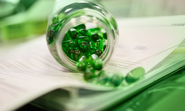 bright green natural fatty acid cla softgels fat loss