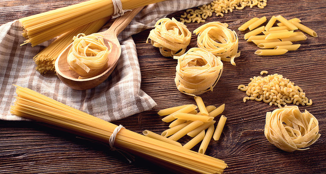 Various types of pasta