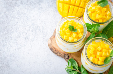 Greek yogurt with mango