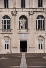 Statue of King Ferdinand I of Bourboun, in roman uniform