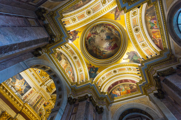 Fototapeta na wymiar Interior and arches of St. Isaac's Cathedral