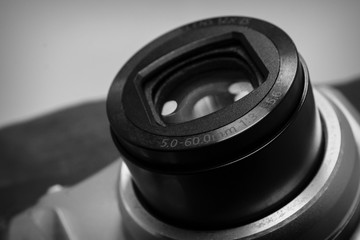 Lens