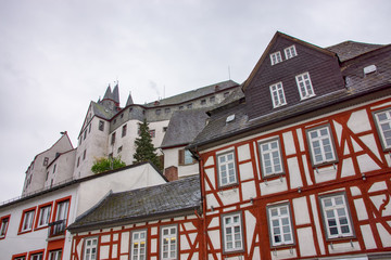 Obraz premium Burg Diezer Schloss in Rheinland-Pfalz