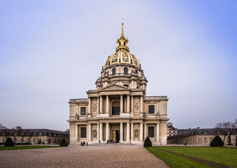 Fototapeta na wymiar Les Invalides chapel dome, Paris