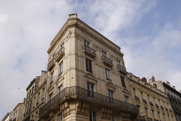 Fototapeta na wymiar Immeuble ancien à Bordeaux, Gironde 