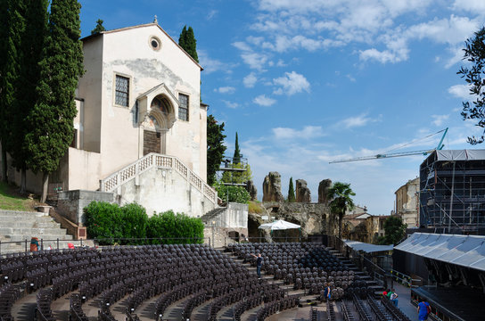 Verona Theatre