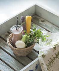 紫人参と野菜のスムージー