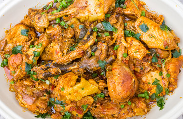 cari poulet fermier pattes noires à la créole, île de la Réunion 