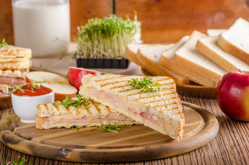 Panini cheese ham toast, fresh apple sandwitch