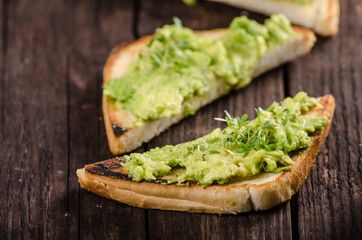 Egg omelette with garlic avocado toast