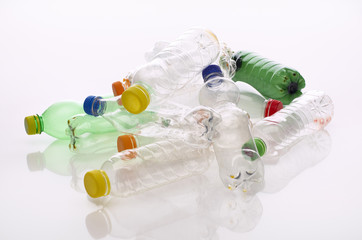 Leere Plastikflaschen