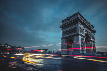 The Arc de Triomphe through the movement of cars