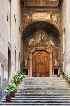 Chiostro di San Gregorio Armeno, Naples