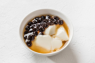 豆花　台湾の豆腐スウィーツ　Toufa (Tofu Pudding)