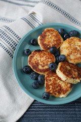 Cheesecakes with blueberries