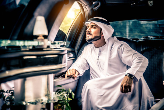 Arabian men in the Emirates