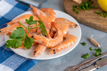 Fresh boiled shrimps. Seafood.