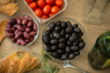 Preparation of healthy food vegetable salad.