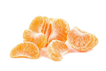 lobules of mandarins isolated