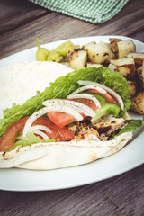 chicken pita sandwich