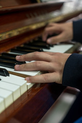 Playing Piano with a teenager hands