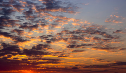 Fototapeta premium colorful dramatic sky with cloud at sunset