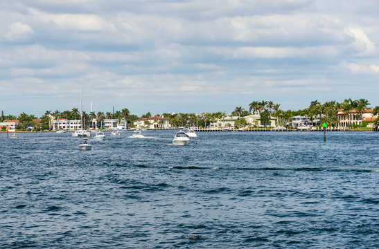 Boating on Intracoastal Waterway in Fort Lauderdale, Florida