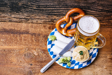 Weißwurst, Brezn und ein Helles