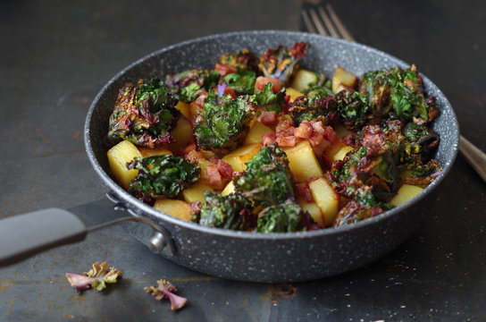 Flower Sprouts (Kohlr&ouml;schen) - Kartoffelpfanne mit Speck