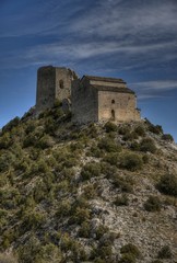 Fototapeta na wymiar Château ruiné et chapelle Saint-Hiymetière à Samitier, Aragon, Espagne