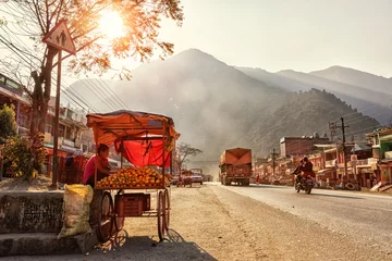 Deurstickers Mugling, Prithvi Highway, Nepal © Ingo Bartussek