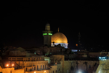 Fototapeta na wymiar View of Al Aqsa Mosque in Jerusalem at night