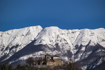 Tiglio alto e l'Appennino