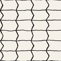 Hand drawn style seamless pattern. Abstract geometric tiling background in black and white. Vector doodle line lattice