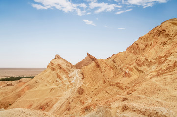 Fototapeta premium Rocks of oasis Chebika, famous landmark in Sahara desert. Tunisia.