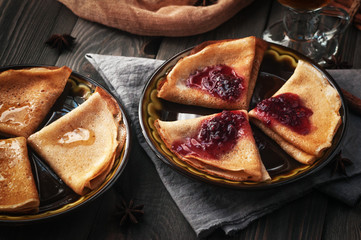 Delicious pancakes with sweet fillings. Maslenitsa.