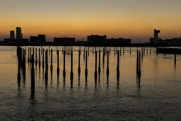 Fototapeta premium Abu Dhabi at sunset time