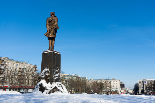 monument to the writer Maxim Gorky in Nizhny Novgorod